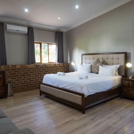 Hotel @ Secunda Luaran gambar